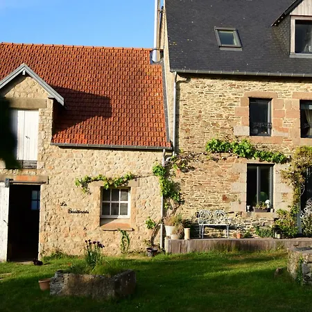 Les Pierres Mont-saint-michel Bed & Breakfast Servon (Manche)